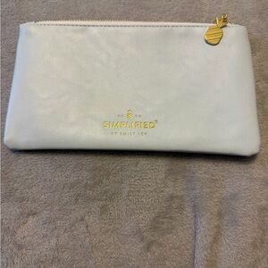 Cream with Gold Accents by Simplified